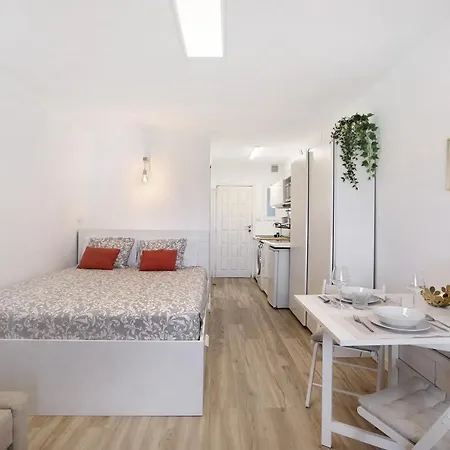 Estudio Torres Del Sol アパート *